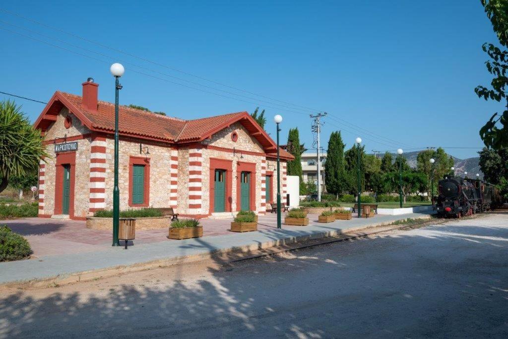 Bovis #1 Apartment Markopoulo Mesogaias